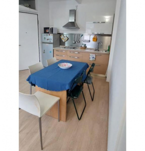 Suite a 37 mt dl mare - AC - Centro Storico Spotorno